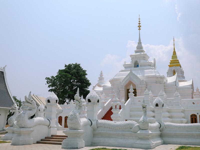พระธาตุชัยภูมิ วัดอรุณธรรมสถาน (Wat Phra That Chaiyaphum) น่าน ประดิษฐานพระพุทธเจ้า 5 พระองค์ 1733371867Sayhithailand01.jpg