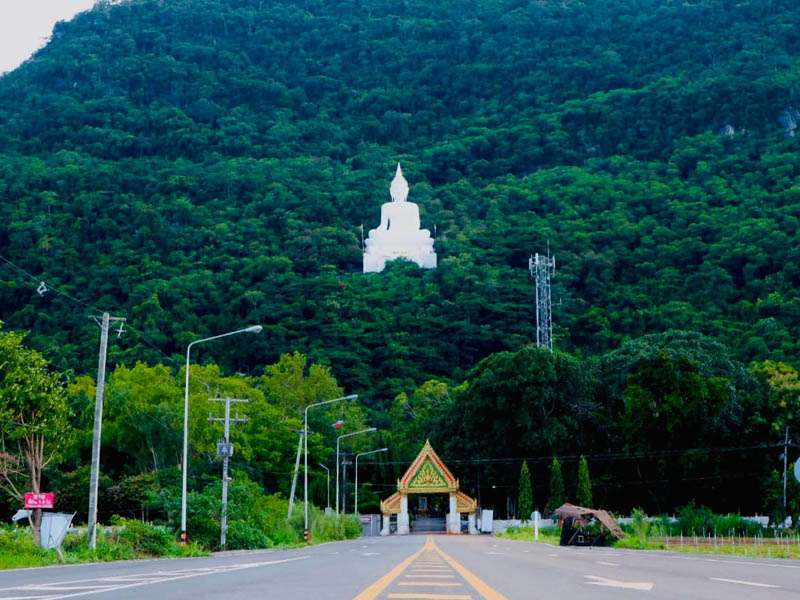 วัดเทพพิทักษ์ปุณณาราม (Wat Theppitakpunnaram) อำเภอปากช่อง | นครราชสีมา 1746341732Sayhithailand01.jpg