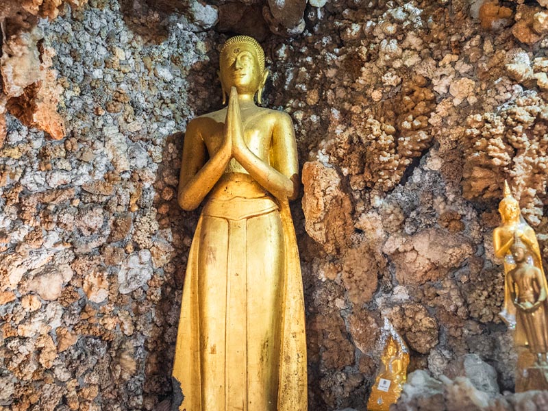 พาเที่ยว วัดพายัพ พระอารามหลวง ( Wat Phayap ) อำเภอเมือง | นครราชสีมา 1746350860Sayhithailand03.jpg