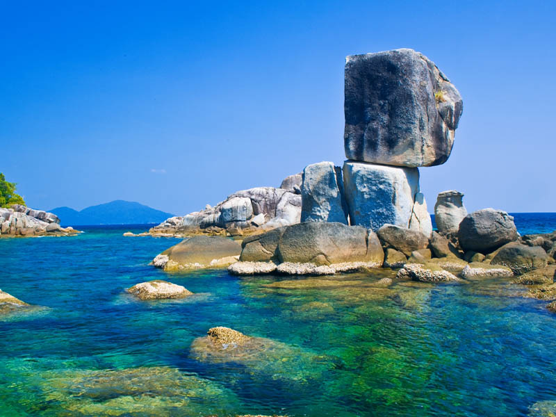 พาเที่ยวเกาะ เกาะหินซ้อน สตูล ( Hin Son Island @Satun ) | สตูล 1750507396Sayhithailand01.jpg