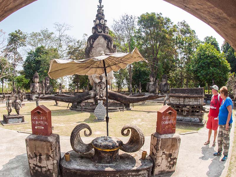 ศาลาแก้วกู่ (Sala Keoku หรือ Wat Khaek) ตำบลวัดธาตุ เมืองหนองคาย | หนองคาย 1750557251Sayhithailand03.jpg