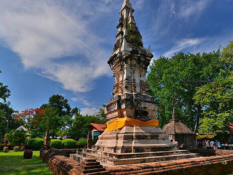 ธาตุก่องข้าวน้อย ( That Kong Khao Noi ) ตำบลตาดทอง | เมืองยโสธร 1755876886Sayhithailand01.jpg