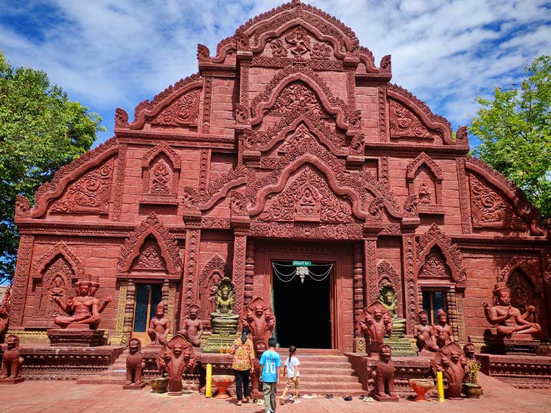 วัดถาวรชัยศิริ (วัดด้อแด้) Wat Thawornchaisiri | ชัยภูมิ 1755957534Sayhithailand01.jpg