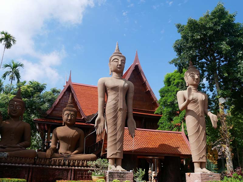 วัดถาวรชัยศิริ (วัดด้อแด้) Wat Thawornchaisiri | ชัยภูมิ 1755957581Sayhithailand02.jpg