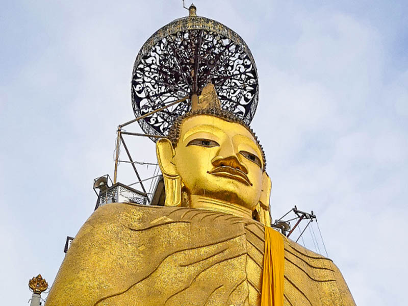 วัดอินทราวาส บางขุนพรหม Wat Intharawihan Phra Wihan Luang Bangkok (Bang Khun Phrom) กรุงเทพ 1731419942Sayhithailand01.jpg