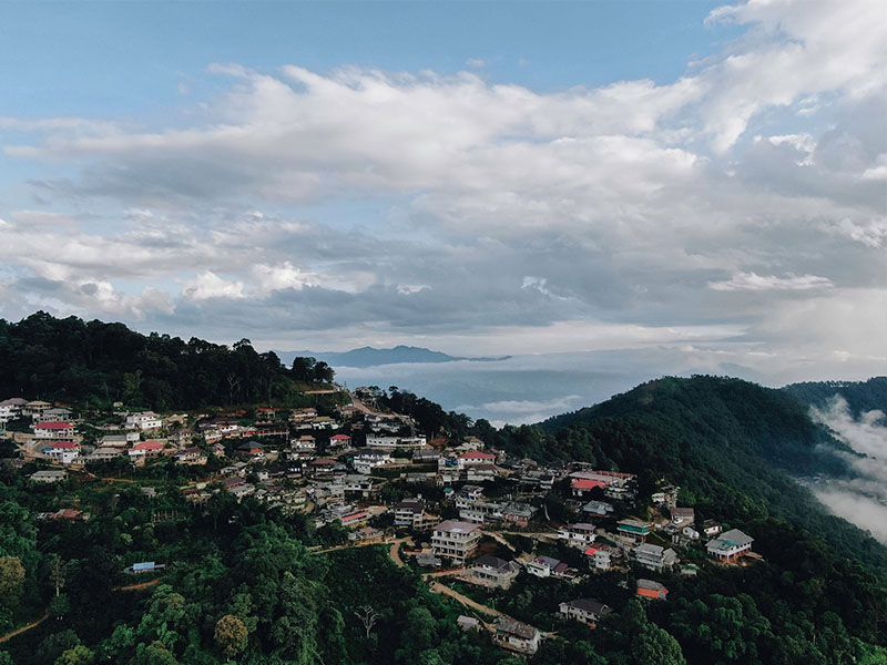 เที่ยวดอยผาฮี้ (Doi Pha Hee) ชมความเย็นชุ่มฉ่ำกับม่านหมอกพร้อมชมธรรมชาติ จ.เชียงราย 1733054057Sayhithailand02.jpg