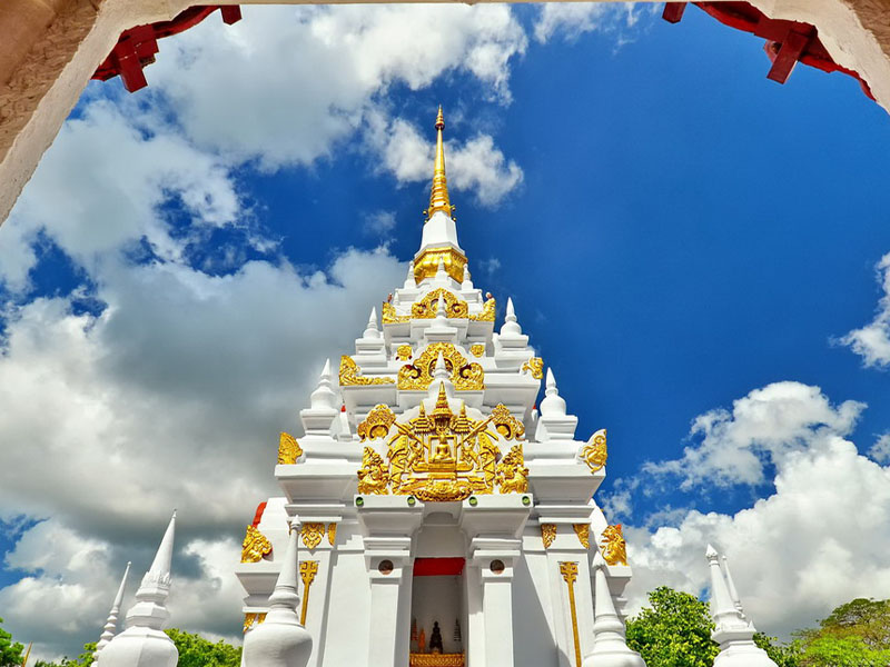 พระบรมธาตุไชยา ( Phra Borommathat Chaiya ) | สุราษฎร์ธานี 1742823963Sayhithailand01.jpg