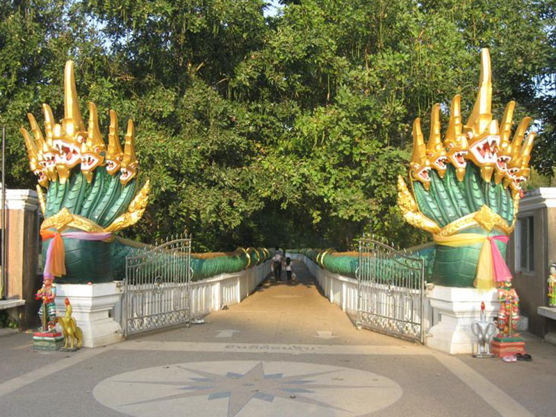 ที่เที่ยว คำชะโนด (Khamchanod, Wangnakin) วังนาคินทร์ ดินแดนพญานาค | อุดรธานี 1747665483Sayhithailand01.jpg