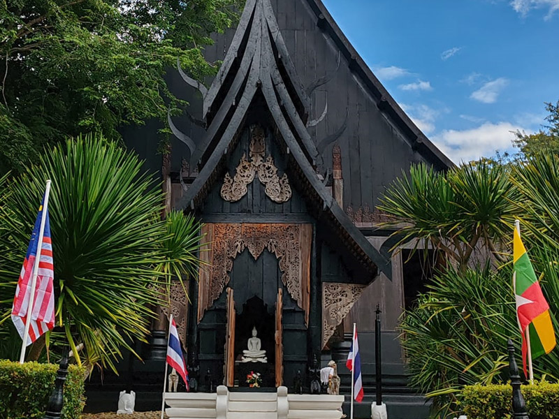 พิพิธภัณฑ์บ้านดำ ( Baan Dam Museum ) นางแล อำเภอเมือง | เชียงราย 1748149246Sayhithailand04.jpg