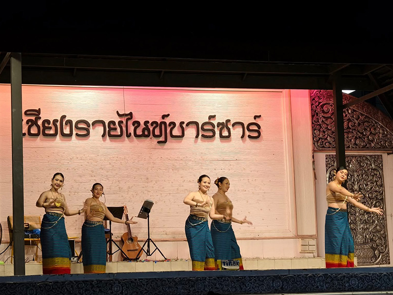 เชียงรายไนท์บาร์ซาร์ ( Chiang Rai Night Bazaar ) @ChiangRai | เชียงราย 1748150573Sayhithailand01.jpg