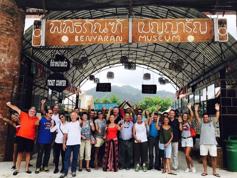 พิพิธภัณฑ์เบญญารัญ ( Benyaran Museum ) ตะกั่วทุ่ง | พังงา 1748934122Sayhithailand01.jpg