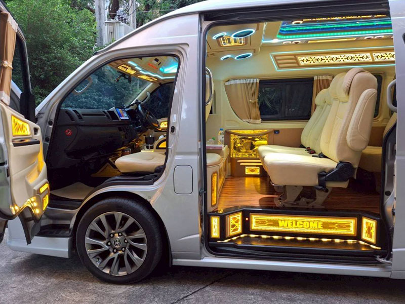 บริการ รถตู้ VIP ( VIP Van Service with Professional Driver ) | กรุงเทพ 1752312025Sayhithailand01.jpg
