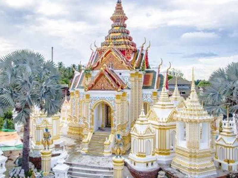เที่ยววัดกลางบางแก้ว (Wat Klang Bang Kaew) ภาพจิตรกรรมฝาผนังสุดวิจิตร นครชัยศรี | นครปฐม 1752400576Sayhithailand02.jpg