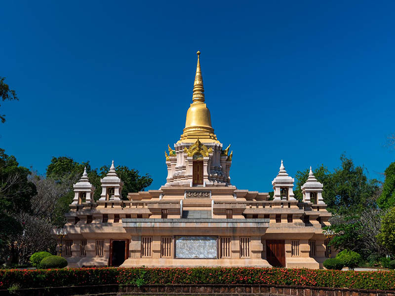 วัดจันเสน ( Wat Chan Sen temple ) ตำบลจันเสน | นครสวรรค์ 1754054694Sayhithailand01.jpg