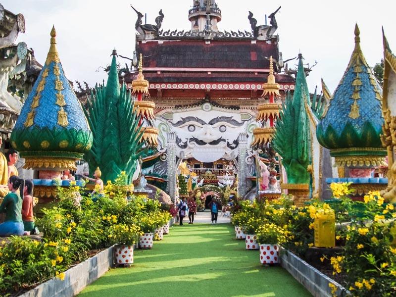 วัดป่าโนนสวรรค์ ( Non Sawan Forest Temple ) ทุ่งเขาหลวง | จังหวัดร้อยเอ็ด 1755694857Sayhithailand01.jpg
