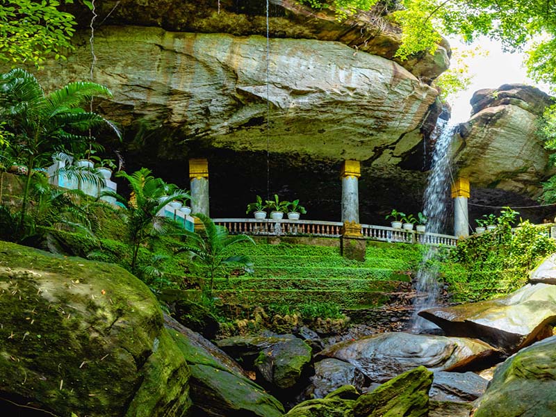 วัดถ้ำเหวสินธุ์ชัย ( Tham Huai Sin Chai Temple ) ตำบลโขงเจียม อำเภอโขงเจียม | อุบลราชธานี 1760848721Sayhithailand01.jpg