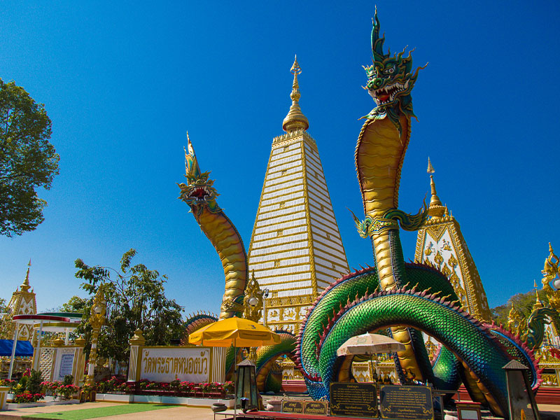 วัดพระธาตุหนองบัว ( Wat Phra That Nong Bua ) อำเภอเมือง | อุบลราชธานี 1760872186Sayhithailand01.jpg