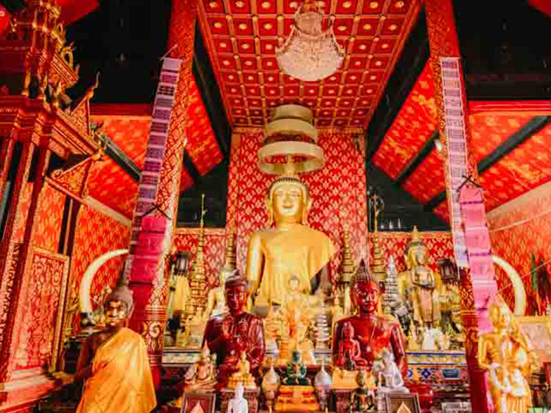 วัดหมื่นเงินกอง ( Wat Muen Ngern Kong ) ถนนสามล้าน ตำบลพระสิงห์ | เชียงใหม่ 1762056486Sayhithailand02.jpg