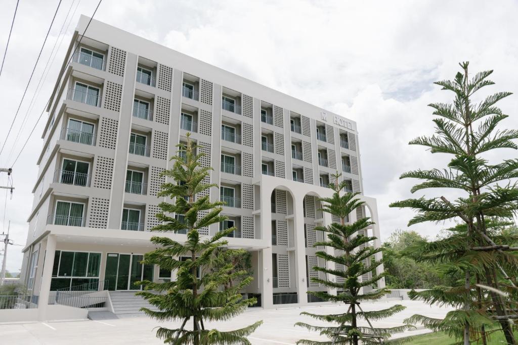 M Hotel Kanchanaburi , Tha Makham Subdistrict |  Kanchanaburi