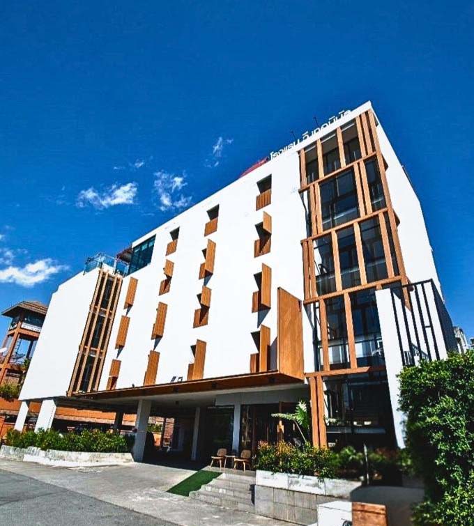 WE Terminal Hotel | Chiang Mai